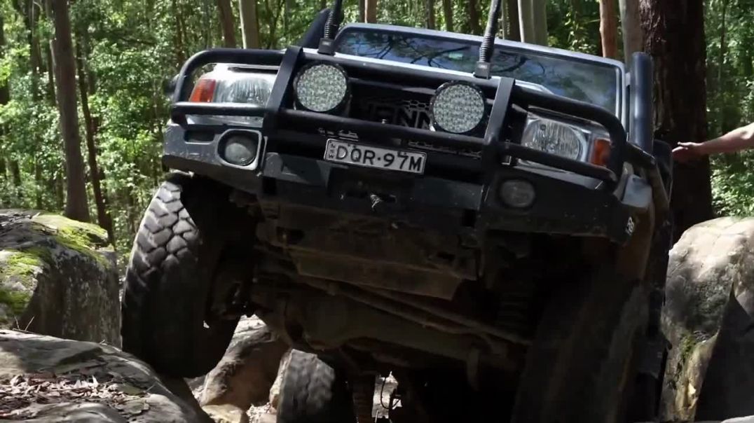 Razoback 4x4 Seat Covers Get Workout ⁣in a Red Dirt Diary⁣ Episode